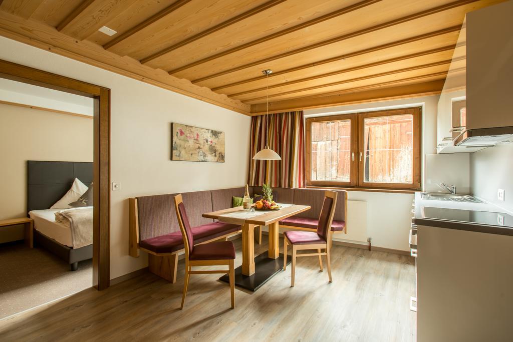 ザムナウンHaus Am Brunnenアパートメント エクステリア 写真