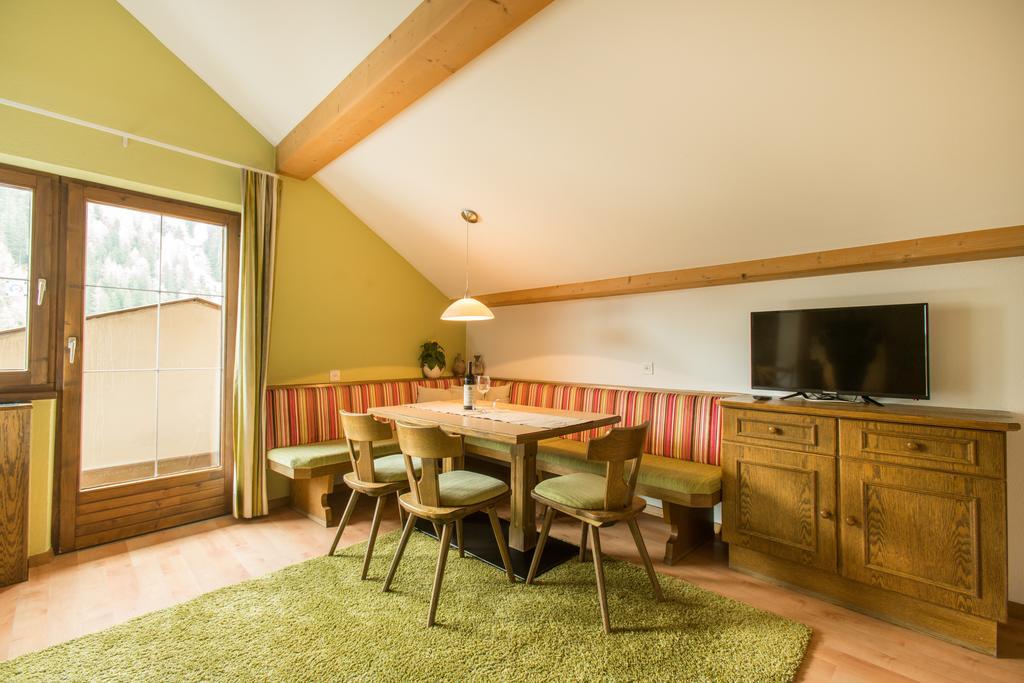 ザムナウンHaus Am Brunnenアパートメント エクステリア 写真