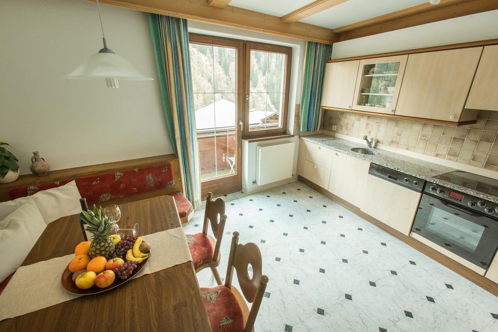 ザムナウンHaus Am Brunnenアパートメント エクステリア 写真